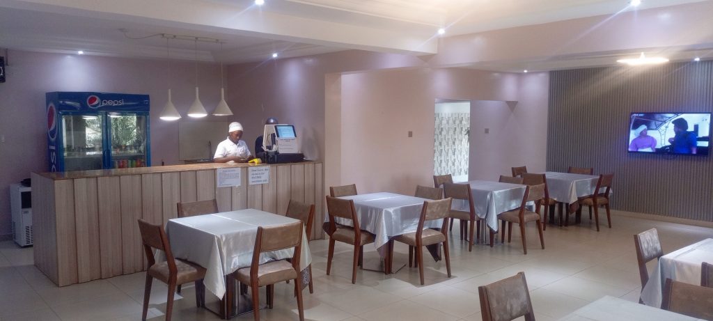 restaurants restaurants